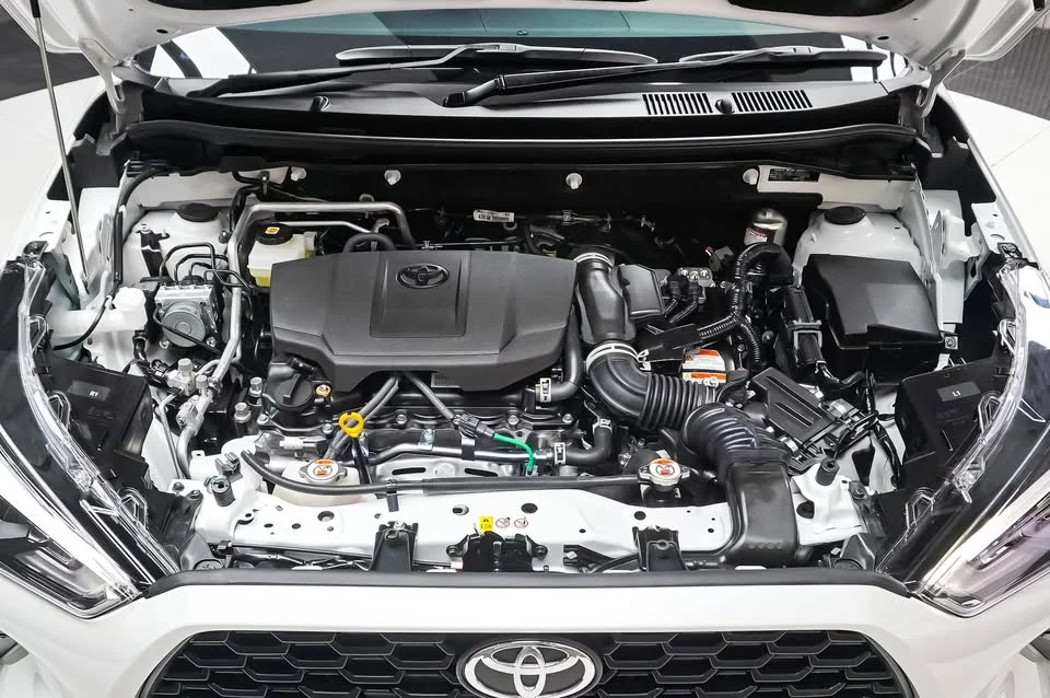 2026 Toyota Yaris Cross AC200 3