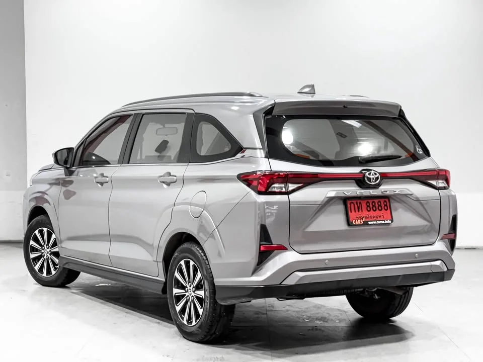 2022 Toyota Veloz III 3