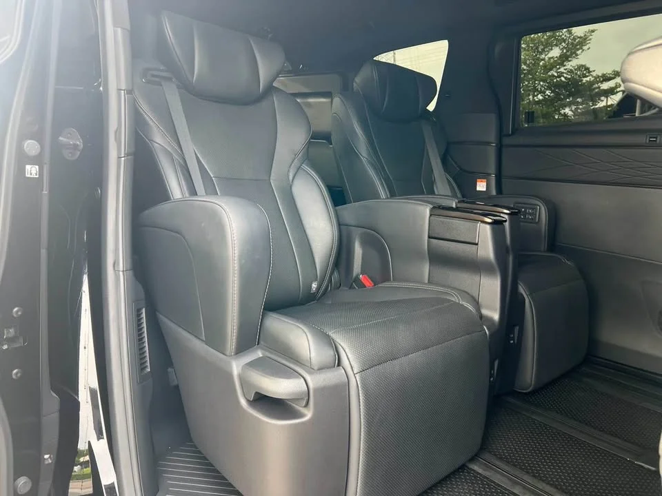 2025 Toyota Alphard, Vellfire IV (AH40) 2