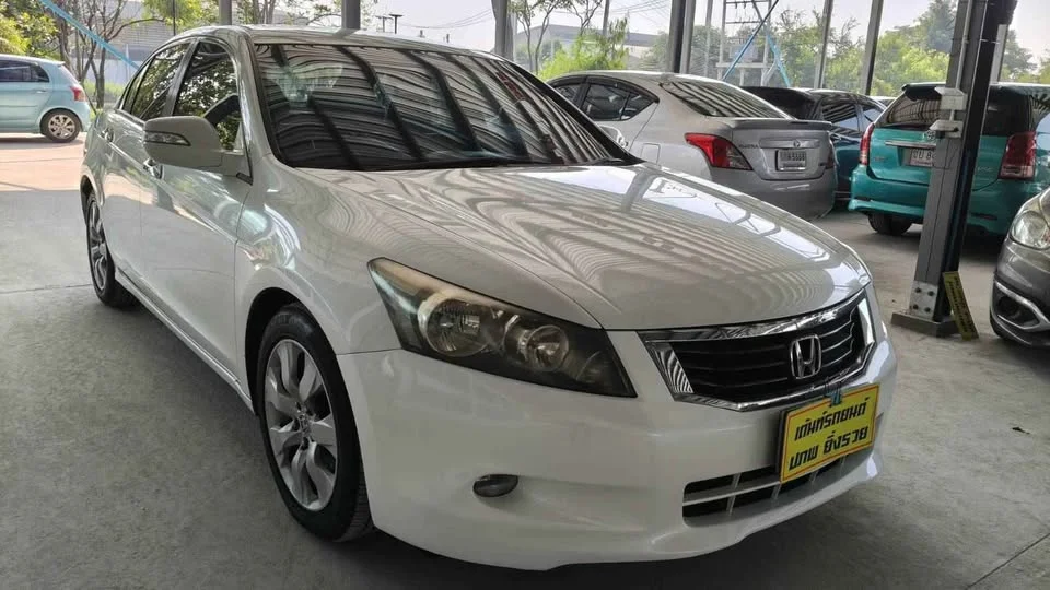 2008 Honda Accord VIII 3