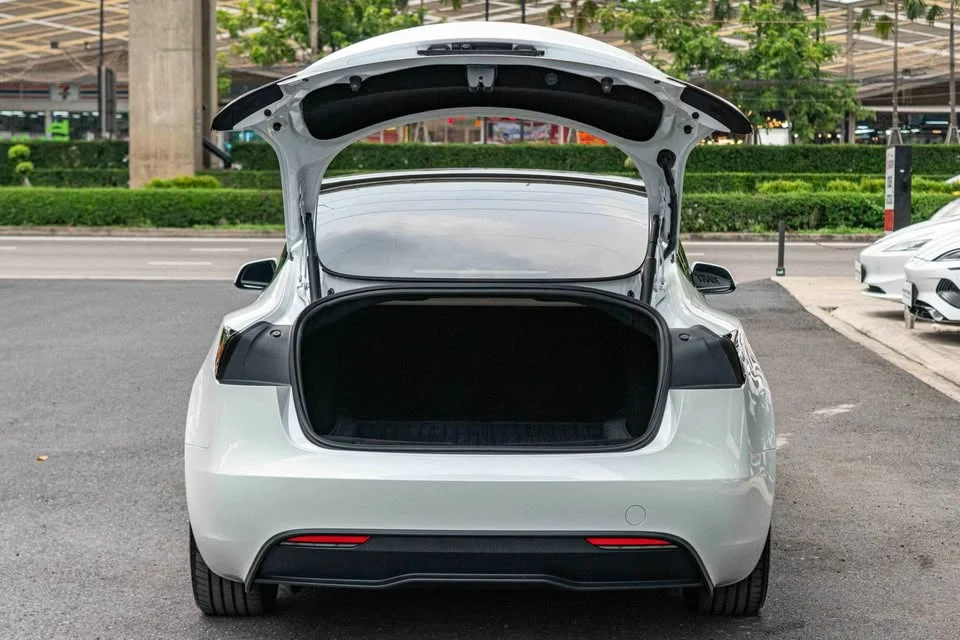 2024 Tesla Model 3 3