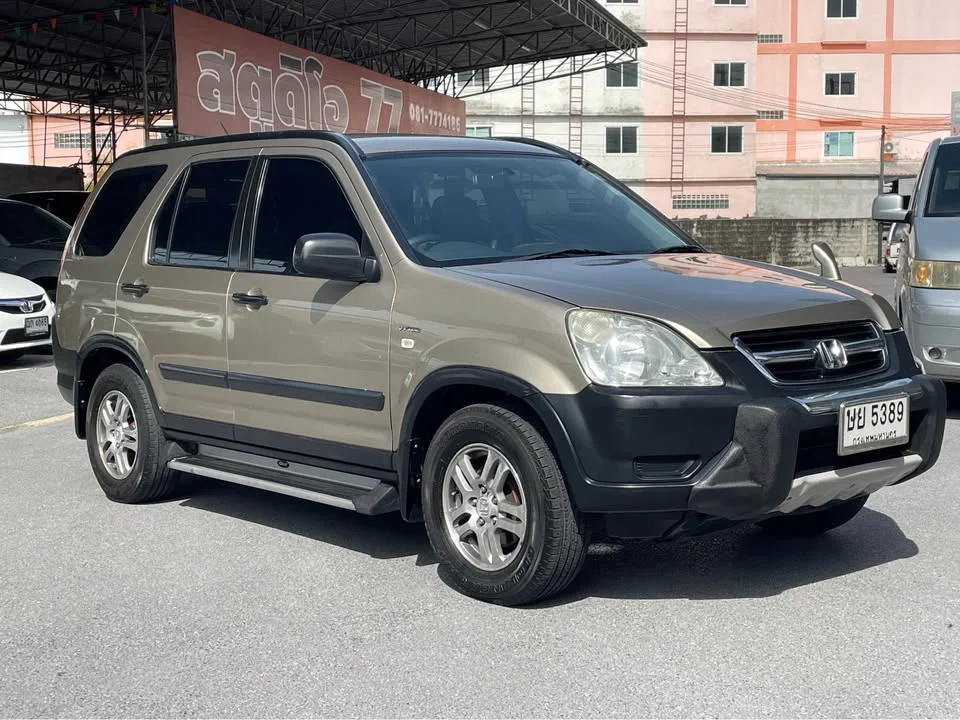 2004 Honda CR-V II 3