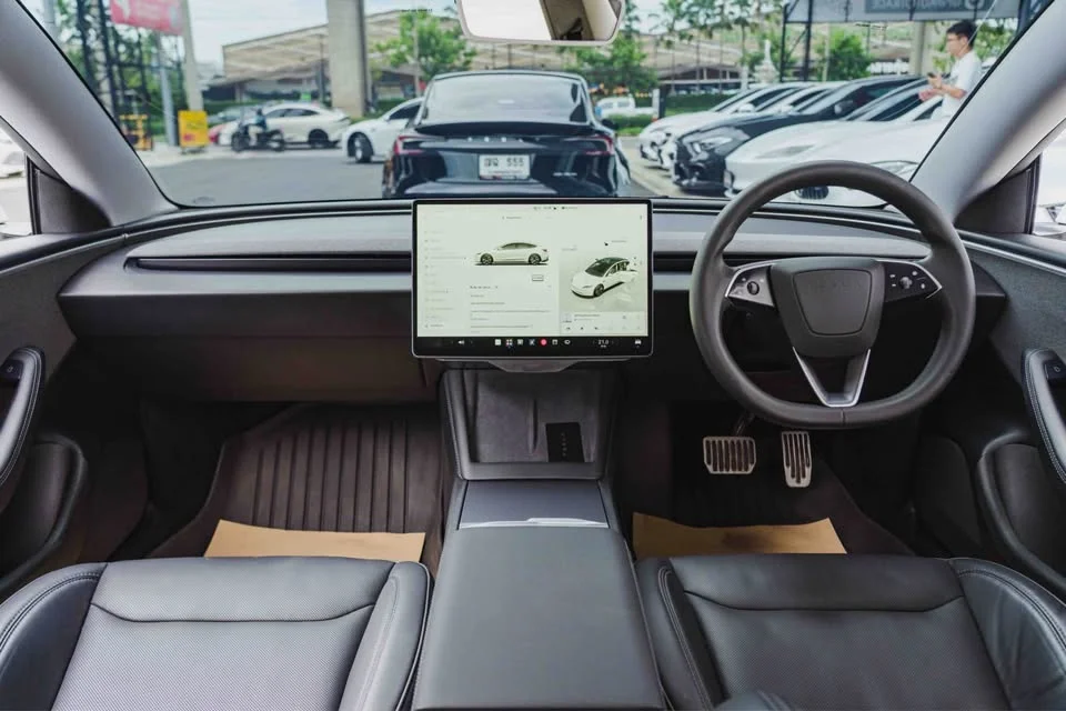 2024 Tesla Model 3 3