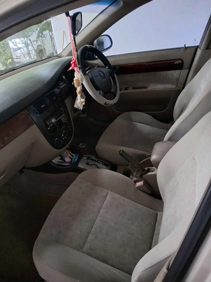 2005 Chevrolet Optra 3