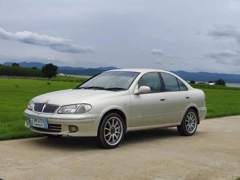2002 Nissan Sunny N16 3