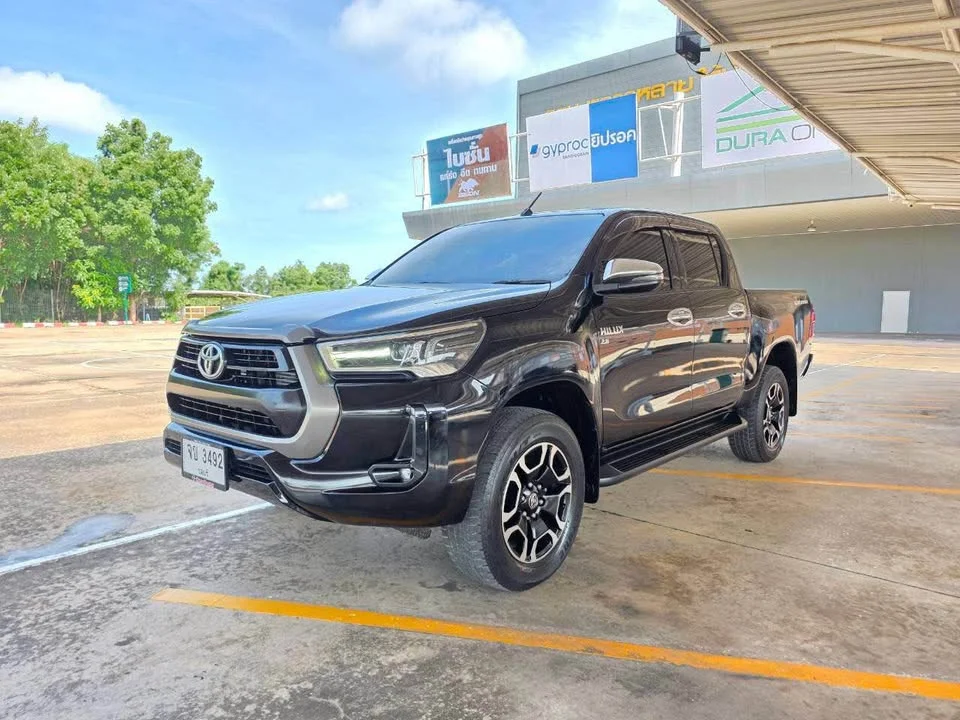 2020 Toyota Hilux VIII 3
