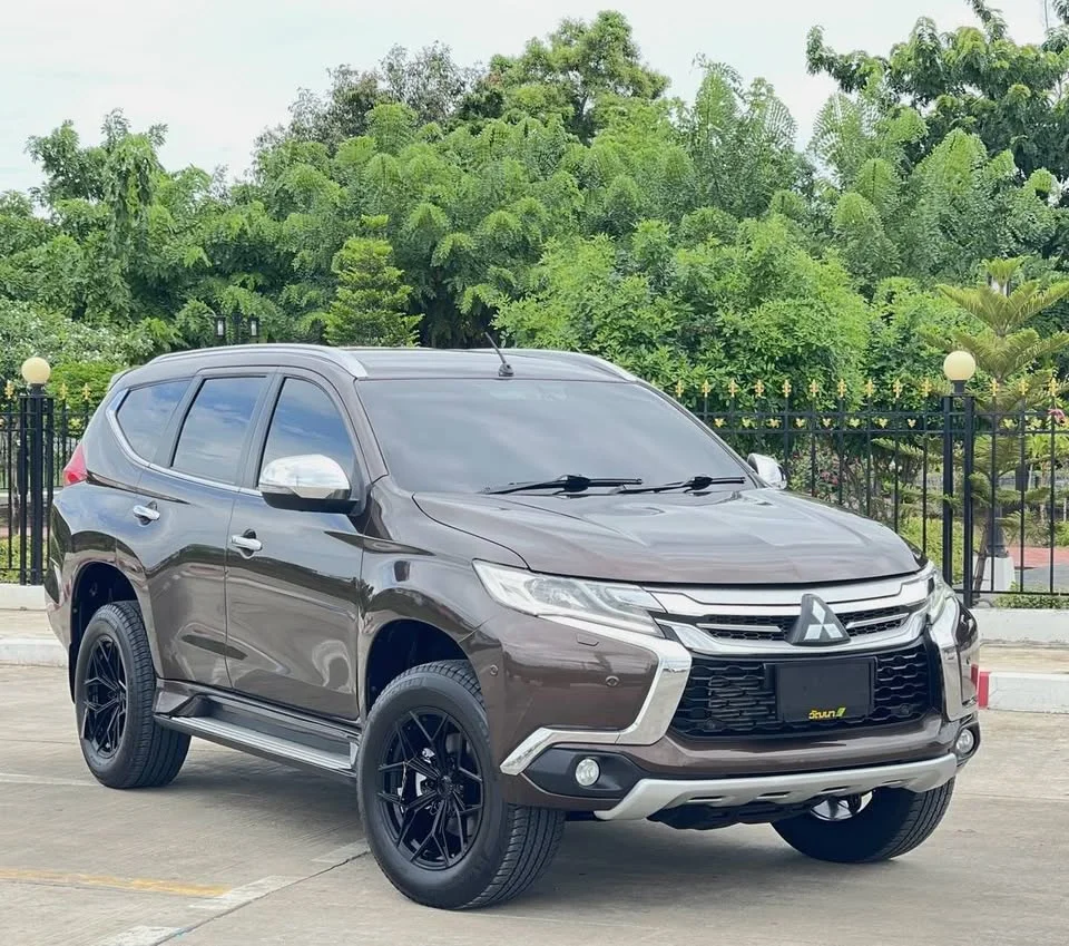 2017 Mitsubishi Pajero Sport III 2
