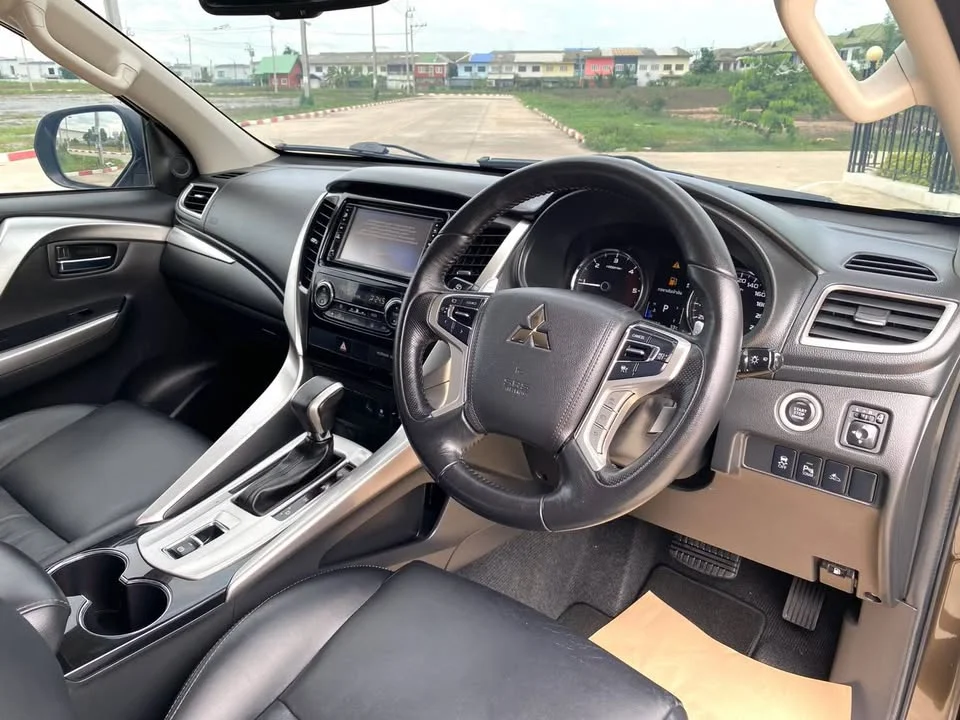 2017 Mitsubishi Pajero Sport III 3