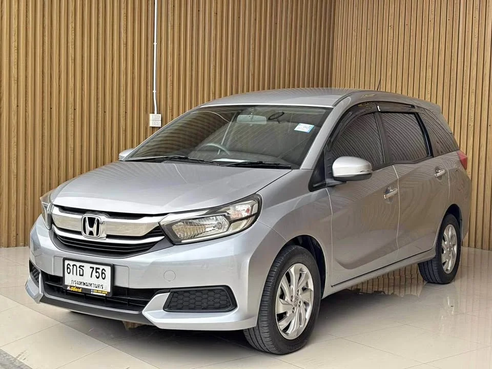 2017 Honda Mobilio II 3