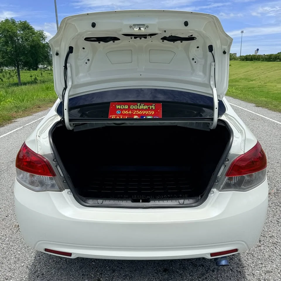 2014 Mitsubishi Attrage VI 2