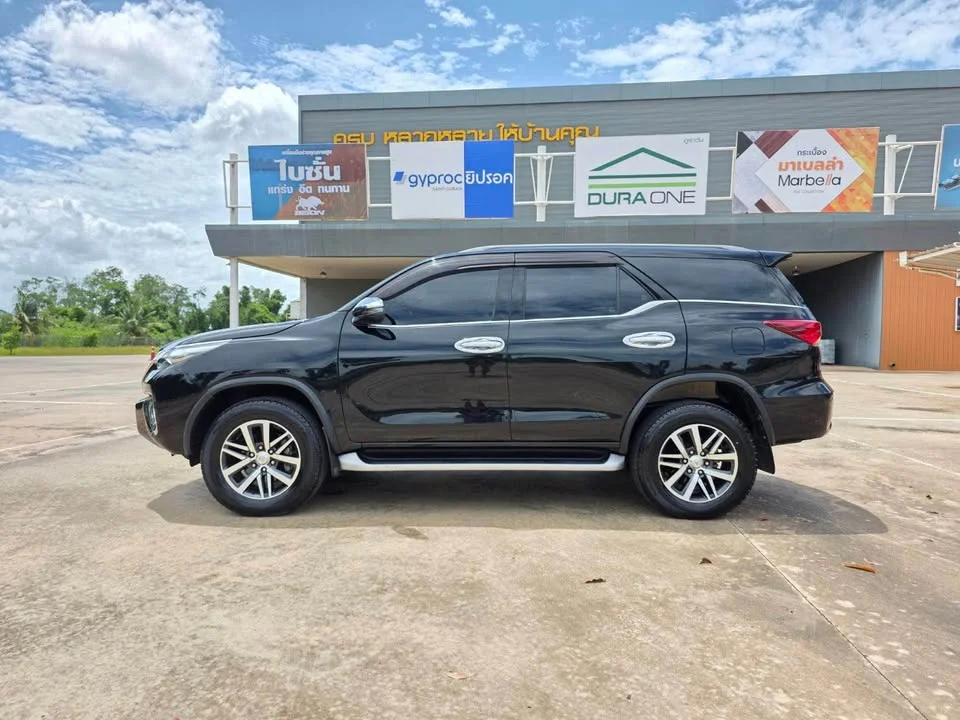 2018 Toyota Fortuner II 2