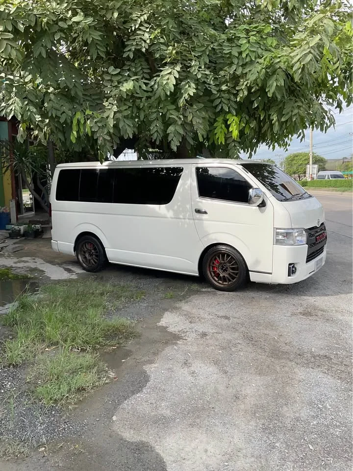 2010 Toyota HiAce V (H200) 3