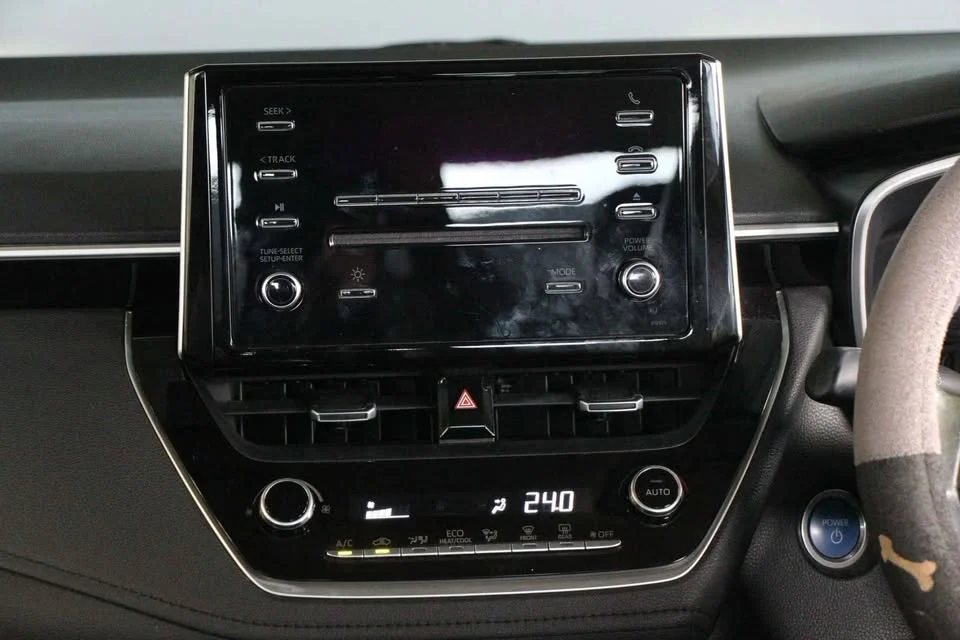 2020 Toyota Corolla Altis XII (E210) 3