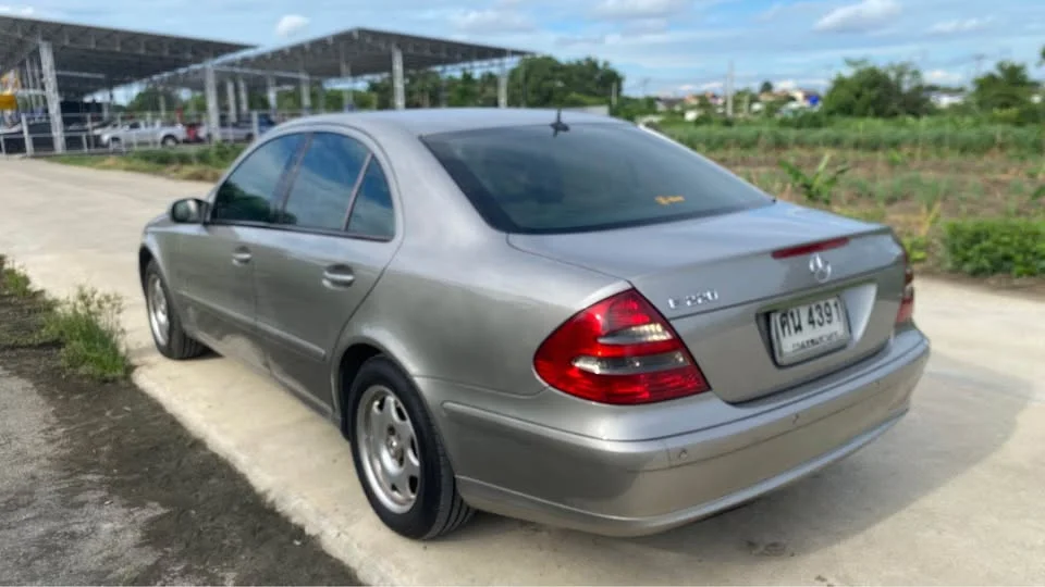 2005 Benz E-Class W211 2