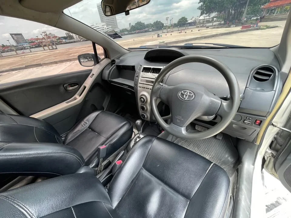 2006 Toyota Yaris II 3