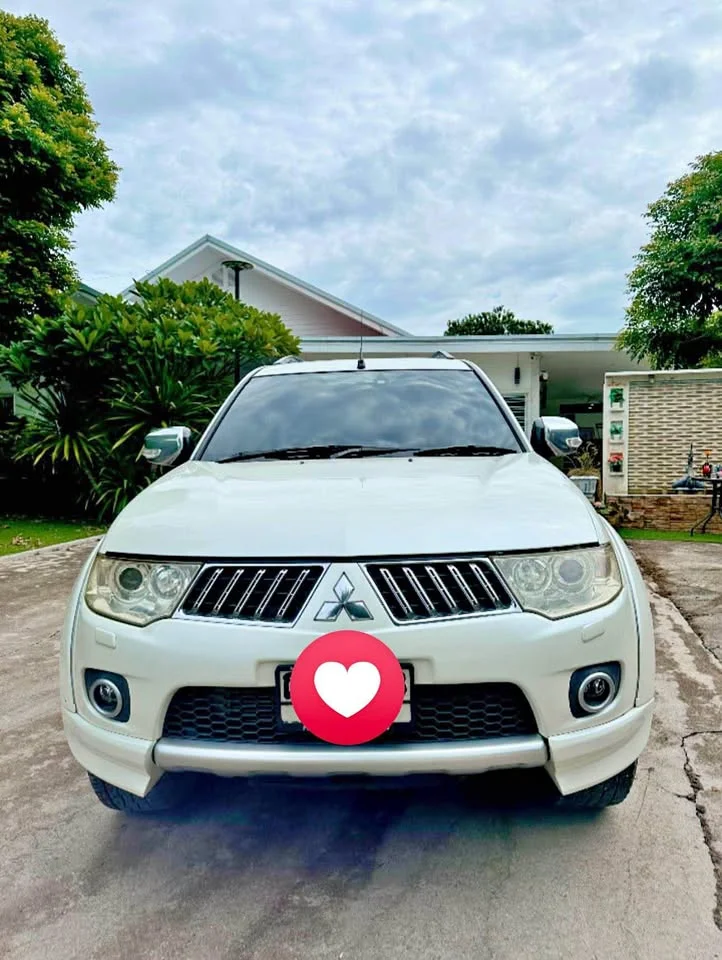 2012 Mitsubishi Pajero Sport II 3