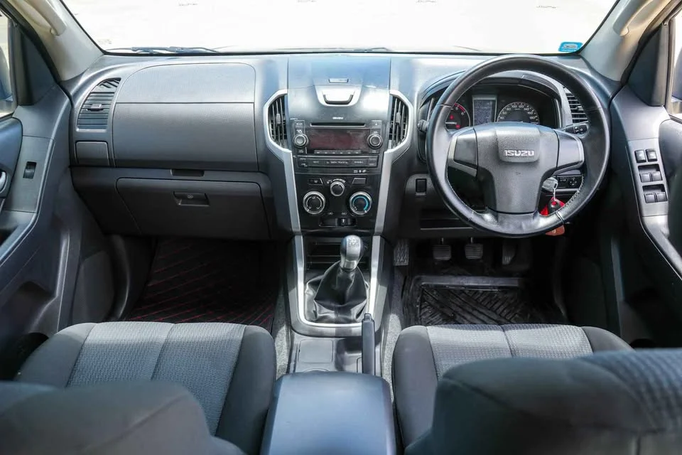 2012 Isuzu D-Max II (RT) 3