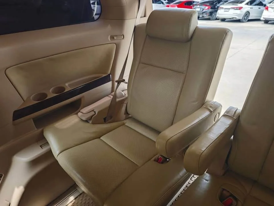 2012 Toyota Alphard, Vellfire II (AH20) 3