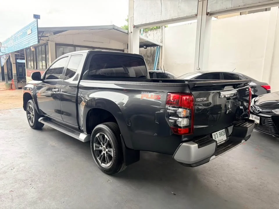 2020 Mitsubishi Triton V 2
