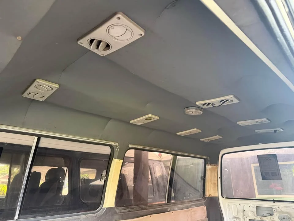 1995 Nissan Urvan IV (E24) 3