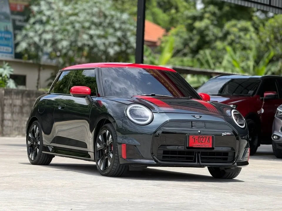 2025 Mini Hatch  III 2