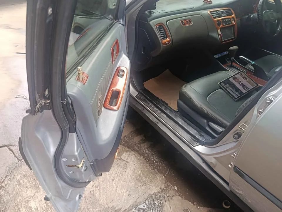 2000 Honda Accord VI 2