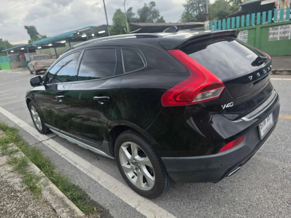 2016 Volvo V40 II 3