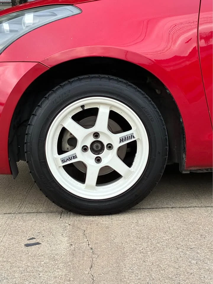 2013 Suzuki Swift II 2