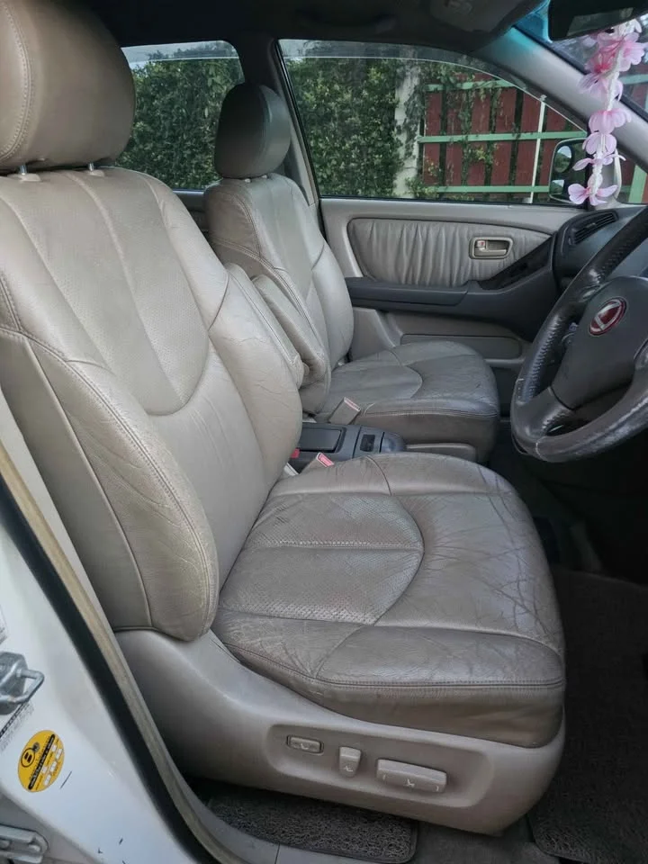 2008 Toyota Harrier I 3