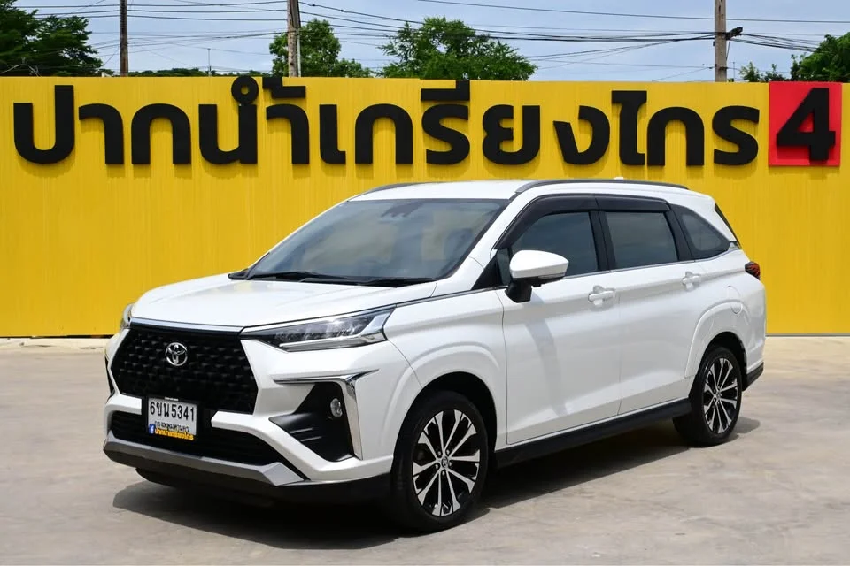 2023 Toyota Veloz III 3