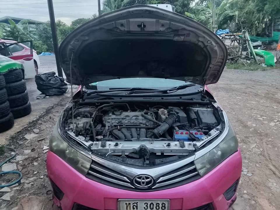 2014 Toyota Corolla Altis XI (E170) 3