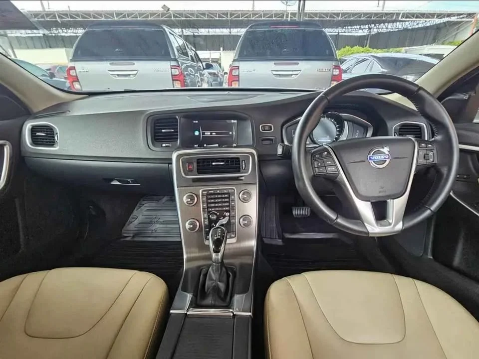 2015 Volvo V60 I 3