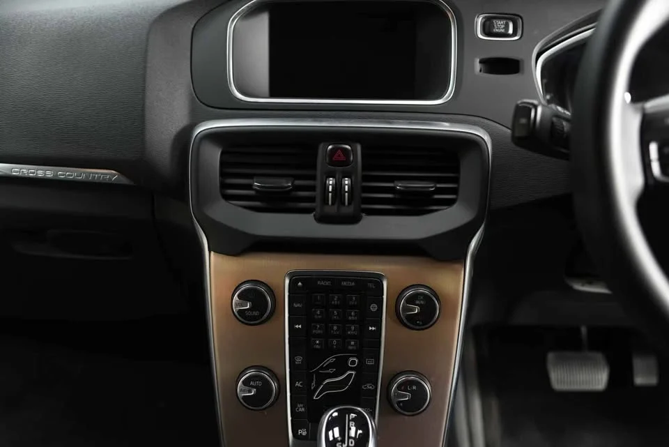 2016 Volvo V40 II 3