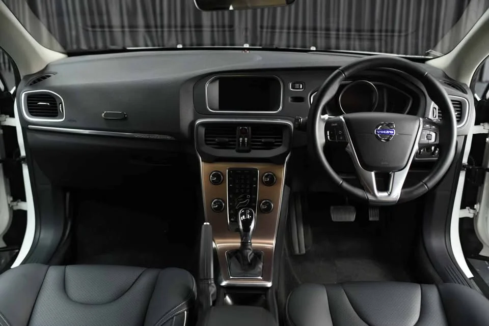 2016 Volvo V40 II 2