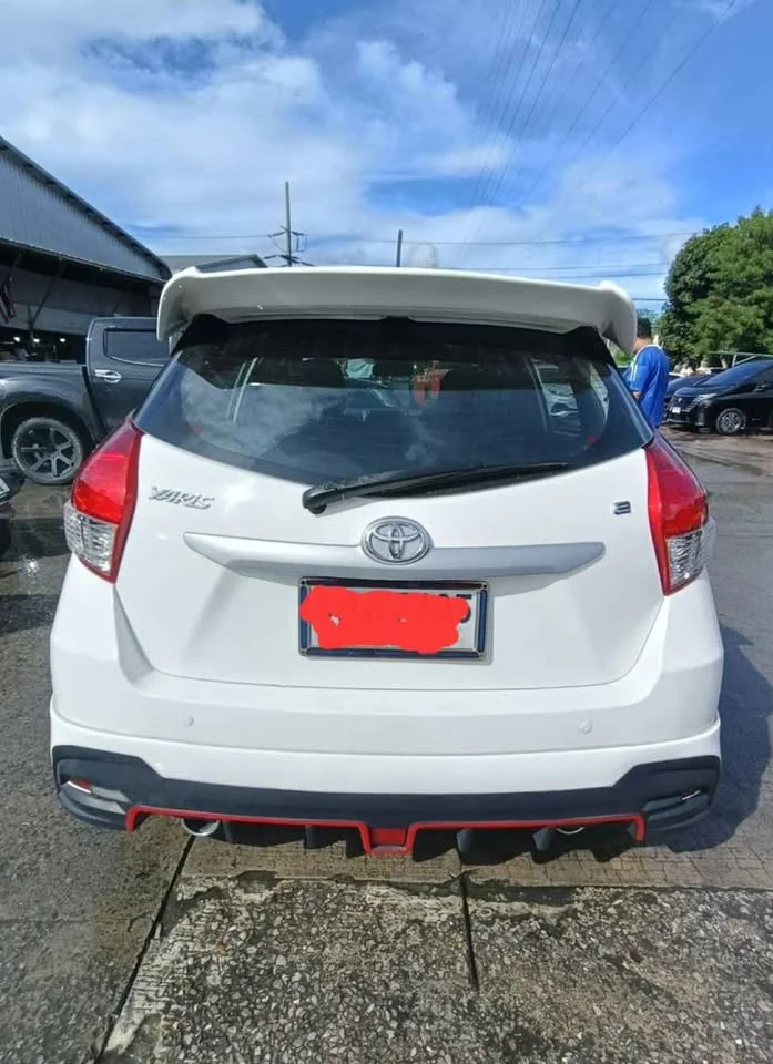 2017 Toyota Yaris III 2