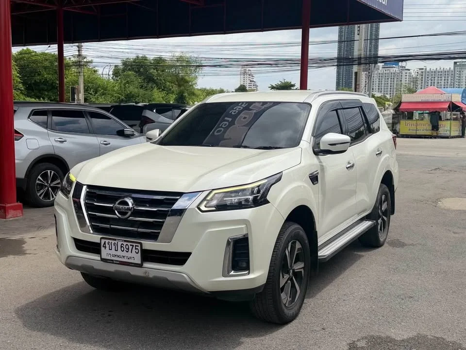 2023 Nissan Terra 3