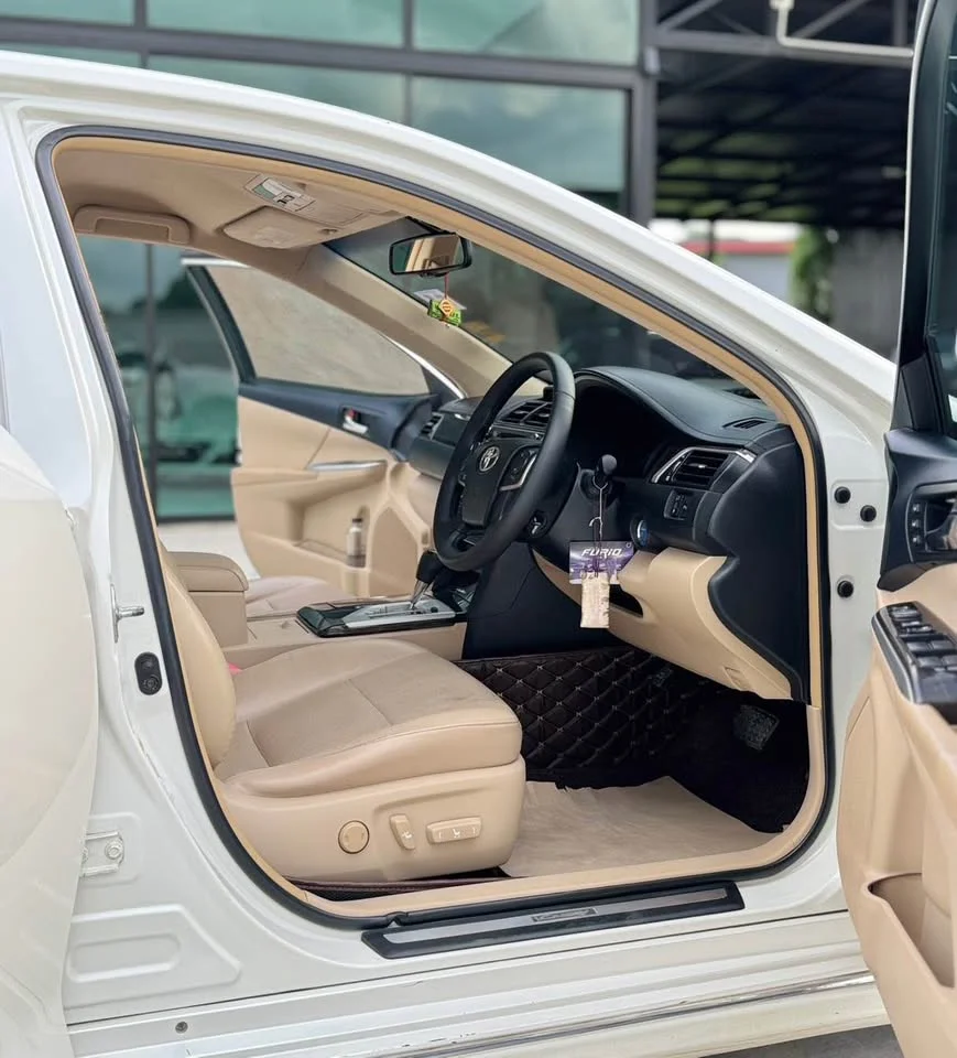 2012 Toyota Camry VII (XV50) 3