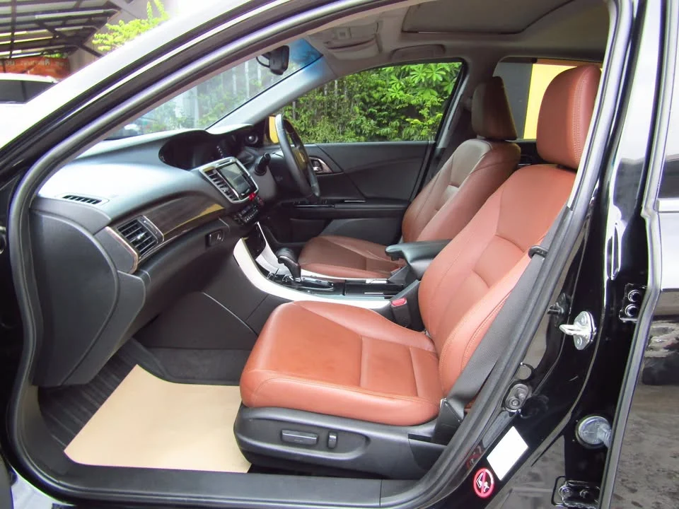 2017 Honda Accord IX 3