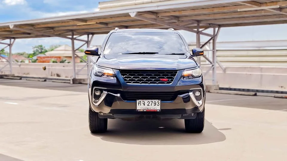 2018 Toyota Fortuner II 2