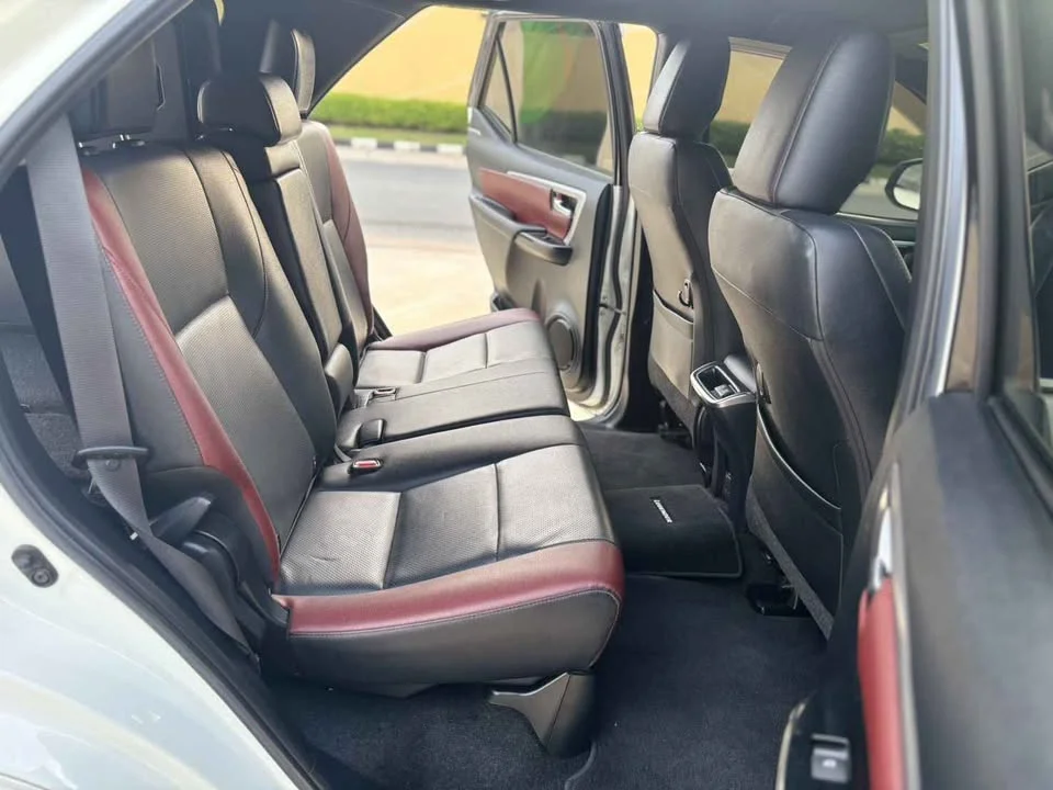 2020 Toyota Fortuner II 2