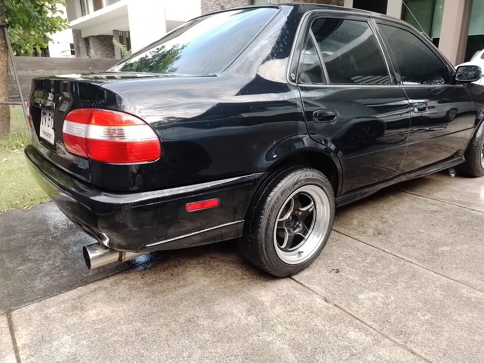 2001 Toyota Corolla Altis VIII (E110) 2