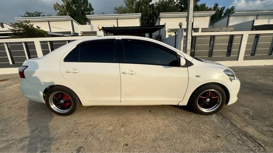 2010 Toyota Vios II 2