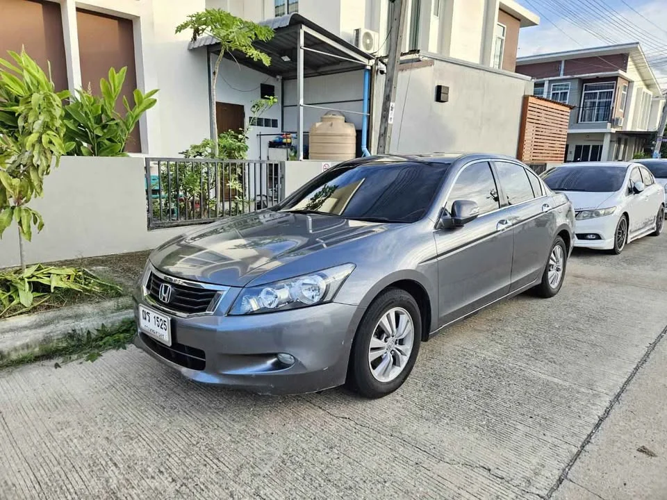 2009 Honda Accord VIII 3