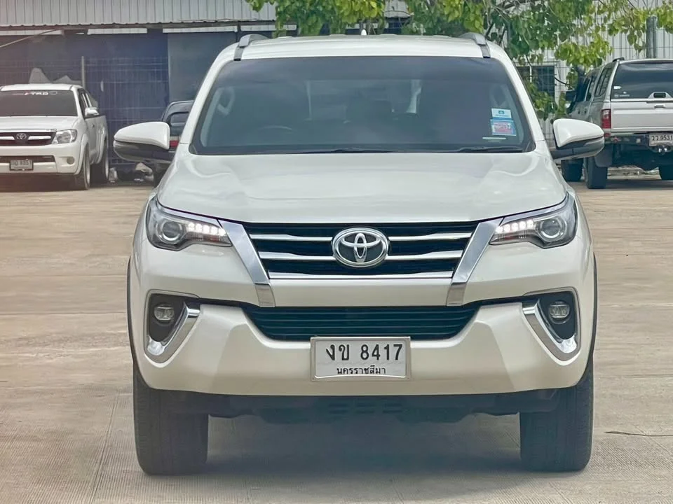 2019 Toyota Fortuner II 3