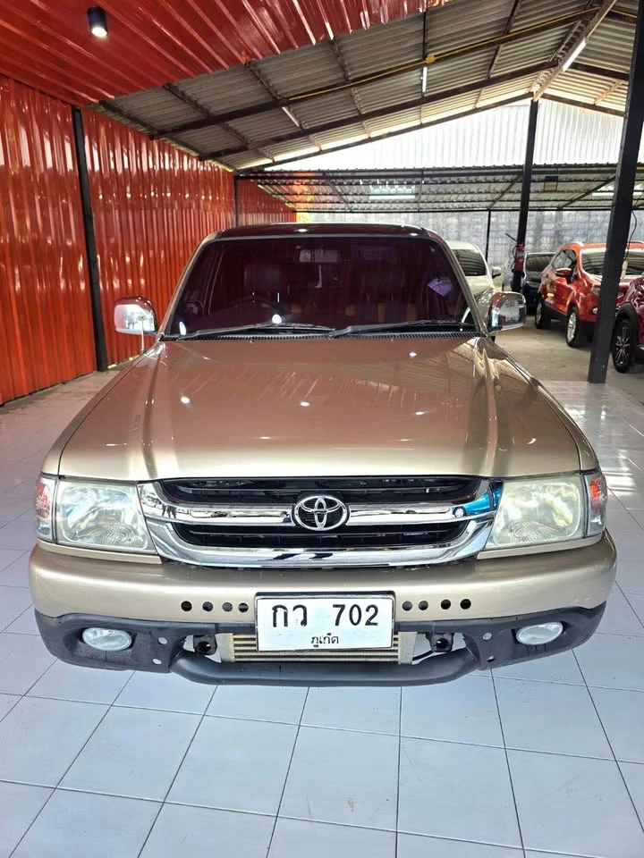 2003 Toyota Hilux Tiger VI 2