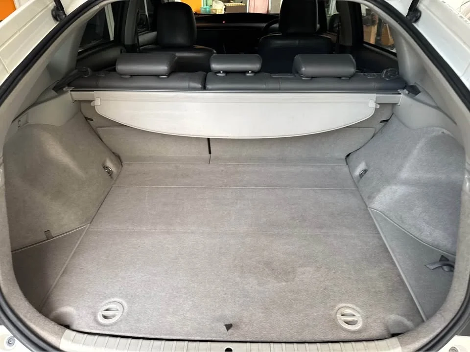 2011 Toyota Prius III 3