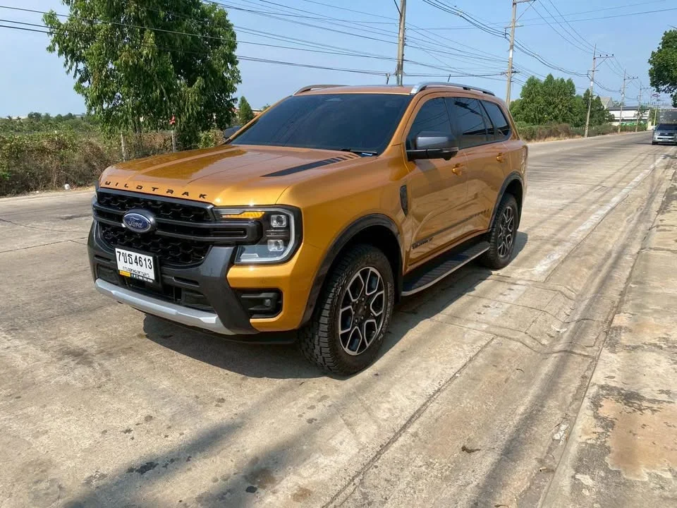 2023 Ford Everest III 2