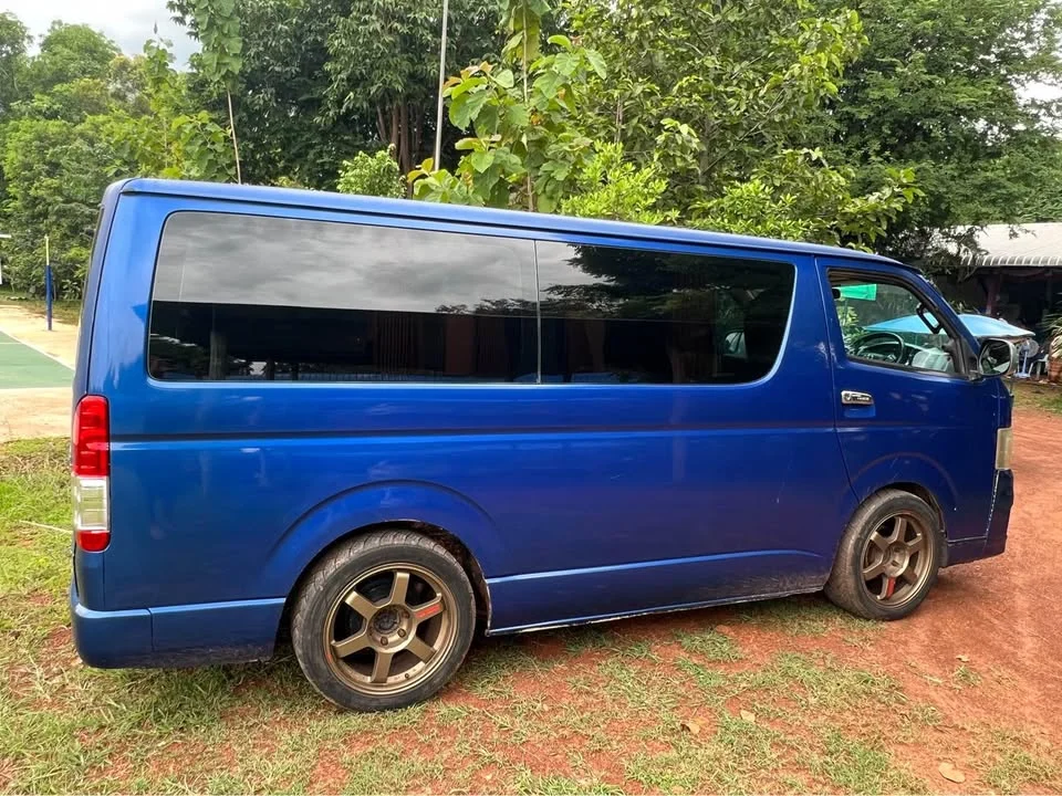 2012 Toyota HiAce V (H200) 3