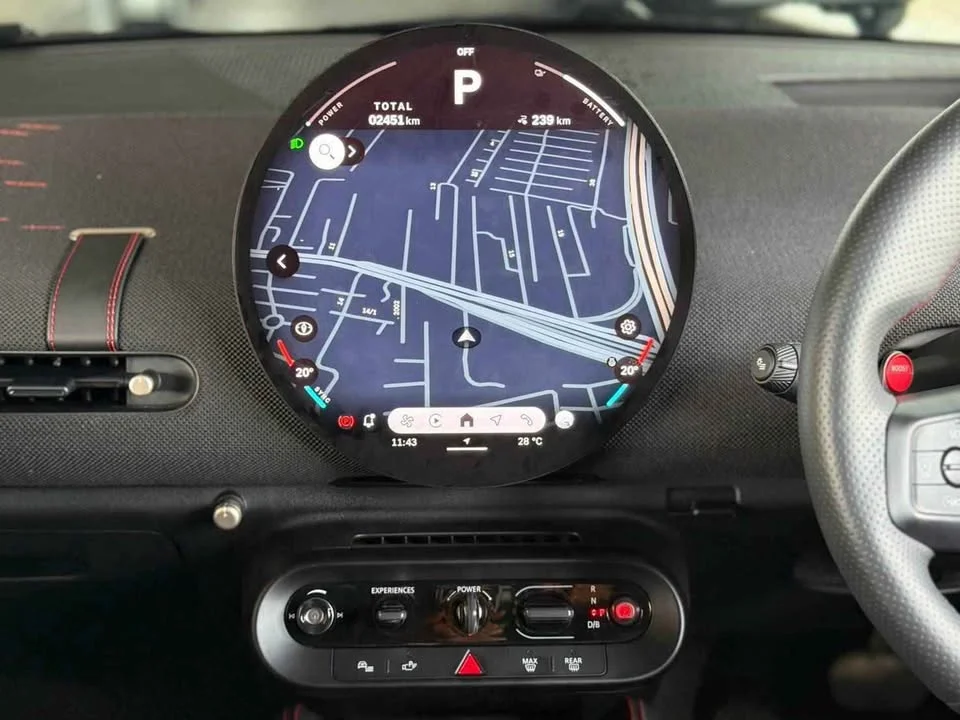2025 Mini Hatch  III 3