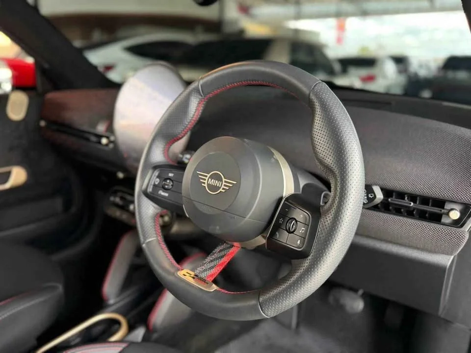 2025 Mini Hatch  III 2